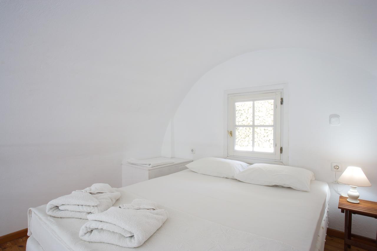 Lavarock Santorini Perissa  Exteriör bild